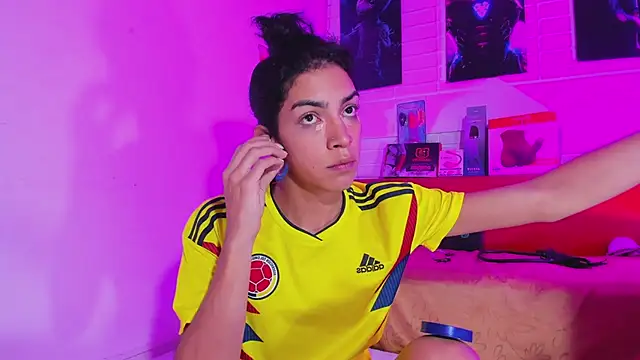 Alahia Rodriguez online show from 03-20-25, 12:43