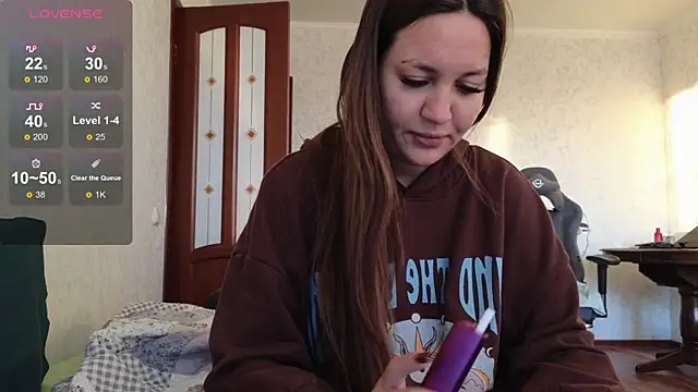 Nelly Fischer online show from 12-07-24, 12:02