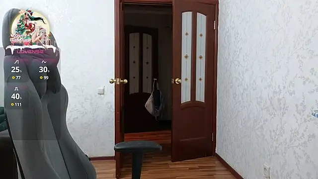 Nelly Fischer online show from 12-22-24, 03:44