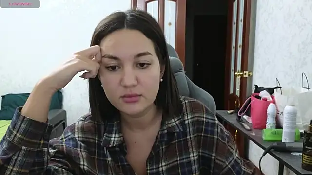 Nelly Fischer online show from 03-16-25, 06:55