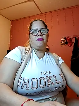 EllisW8 online show from 01-30-25, 01:31