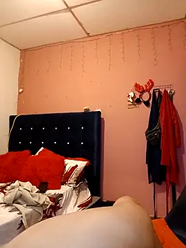 EllisW8 online show from 02-19-25, 10:45