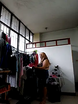 EllisW8 online show from 09-25-25, 11:58