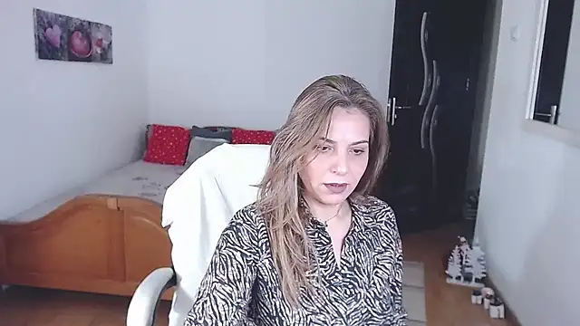 evamaria2024 online show from 12-04-25, 09:40