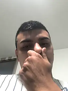 2ScarletandRyan8 online show from 11-20-25, 12:22