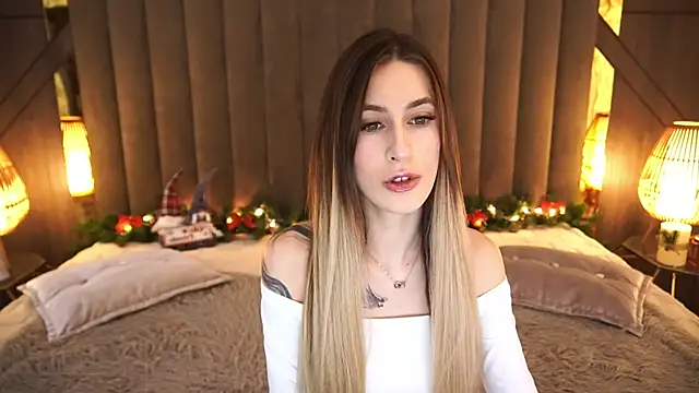 Sexy Lava online show from 12-28-24, 07:44