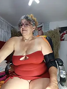 Snapshot of evelin_hott chatting on 05-24-26, 09:42 evelin hott online show from 05-24-26, 09:42
