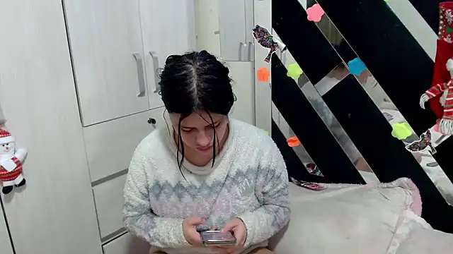 katery wok11 online show from 11-22-25, 07:02