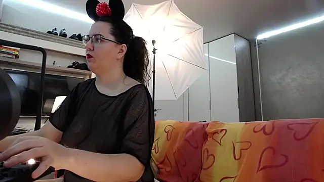 ILoveToFeelU online show from 11-01-25, 12:12