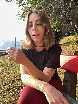 Mia Railey online show from 10-17-25, 02:30