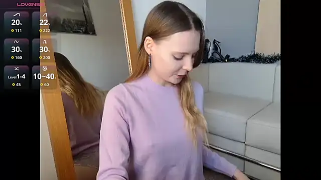 Snapshot of Frosty_Princess chatting on 11-19-25, 12:38 Frosty Princess online show from 11-19-25, 12:38