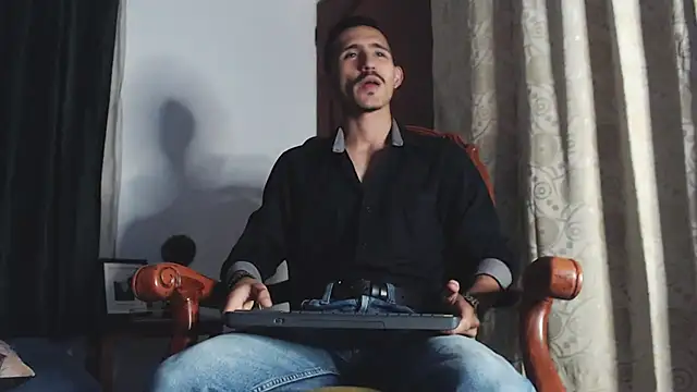 HomeAloneK online show from 03-03-25, 08:21