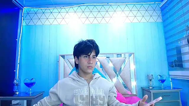 alex 477 online show from 10-24-25, 11:39