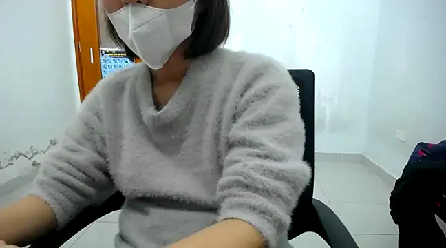 Michiko1 online show from 01-28-25, 01:49