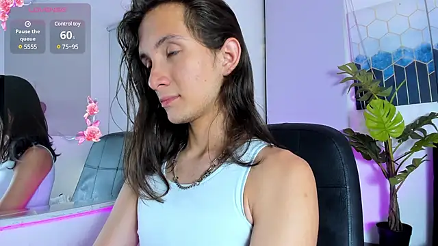 Feniix   online show from 03-07-25, 03:40