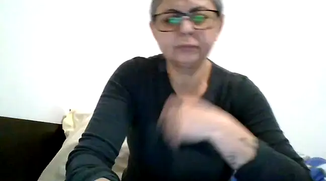 roseblak42 online show from 02-28-25, 06:31