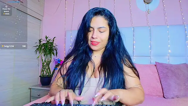 Snapshot of kiana_cream chatting on 03-12-25, 12:36 kiana cream online show from 03-12-25, 12:36