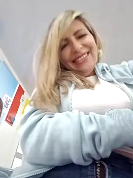 Snapshot of _Abril-Office1 chatting on 02-22-25, 01:46  Abril-Office1 online show from 02-22-25, 01:46