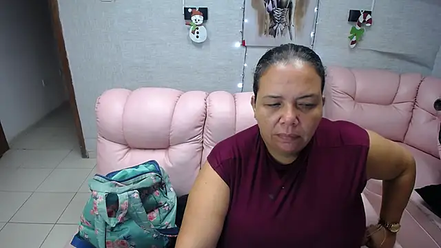 Penelope Nipples  online show from 12-02-25, 11:48