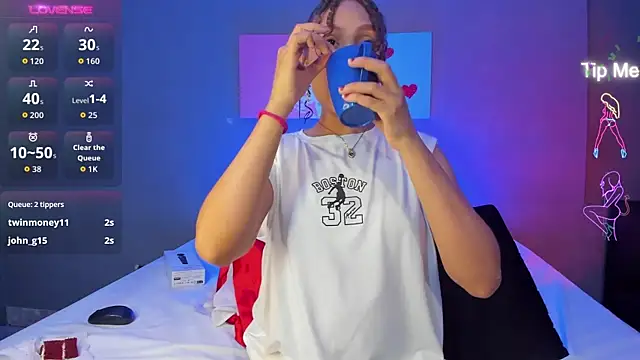 Snapshot of IsabellaSpencer chatting on 11-26-25, 10:11 IsabellaSpencer online show from 11-26-25, 10:11