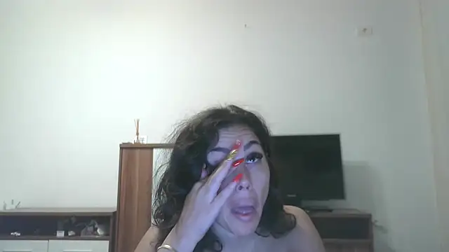 LovelyJulliette online show from 10-05-25, 04:38