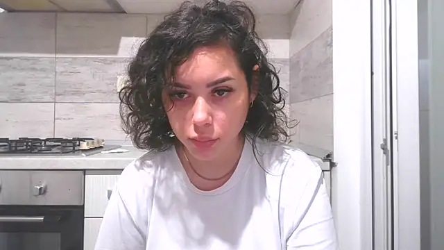 LovelyJulliette online show from 11-27-25, 05:26