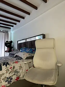 Snapshot of natashasweet chatting on 03-01-25, 04:54 natashasweet online show from 03-01-25, 04:54