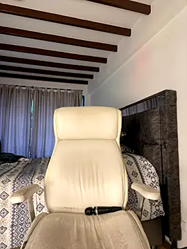 Snapshot of natashasweet chatting on 09-14-25, 10:31 natashasweet online show from 09-14-25, 10:31