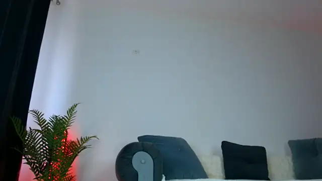 arianatattoos online show from 05-27-26, 06:54