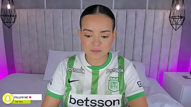 lea gray online show from 11-30-25, 05:28