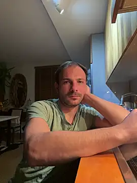 Adventurehotman online show from 03-08-25, 12:55