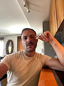 Adventurehotman online show from 09-23-25, 11:02