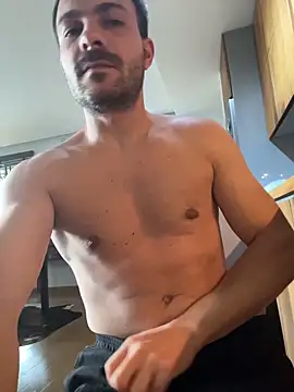 Adventurehotman online show from 10-26-25, 02:23