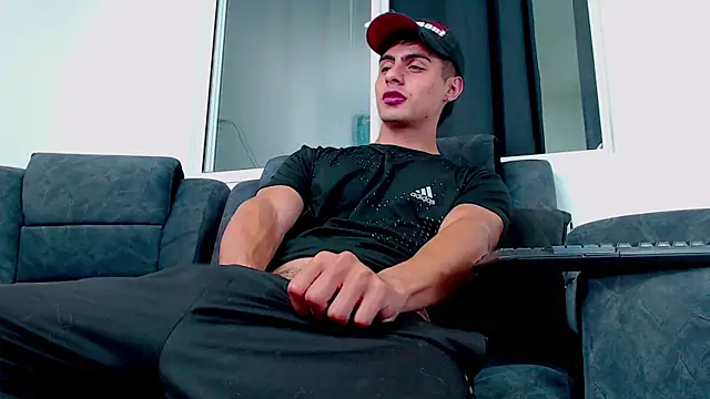 Stiven CL online show from 09-17-25, 05:09