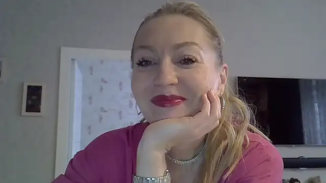 ZarinaSwift online show from 10-10-25, 04:22