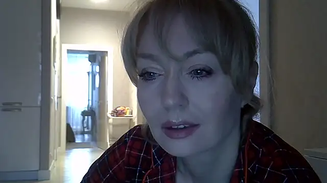 ZarinaSwift online show from 03-19-26, 04:38