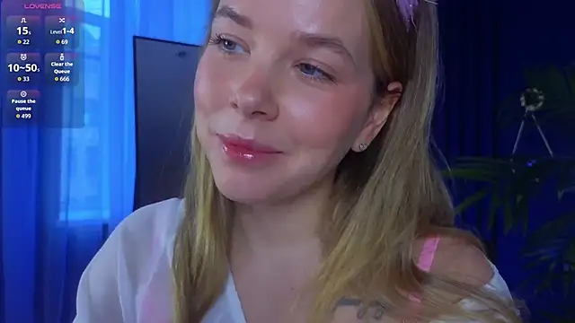 Snapshot of milly_shy chatting on 11-07-25, 06:57 milly shy online show from 11-07-25, 06:57