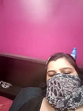 Snapshot of RESHMA_21 chatting on 12-12-24, 01:21 RESHMA 21 online show from 12-12-24, 01:21