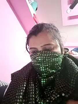 Snapshot of RESHMA_21 chatting on 12-31-24, 08:23 RESHMA 21 online show from 12-31-24, 08:23