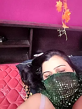 Snapshot of RESHMA_21 chatting on 03-06-25, 10:15 RESHMA 21 online show from 03-06-25, 10:15