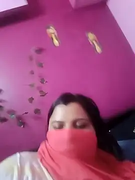 Snapshot of RESHMA_21 chatting on 10-30-25, 08:20 RESHMA 21 online show from 10-30-25, 08:20