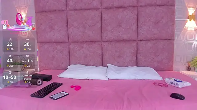 LiaVelez online show from 02-05-26, 01:49