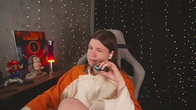 cuteamberlyyy online show from 04-13-26, 12:16