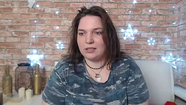 Amelia Kiss  online show from 01-23-25, 06:49