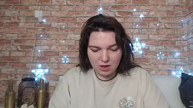 Amelia Kiss  online show from 02-08-25, 12:38