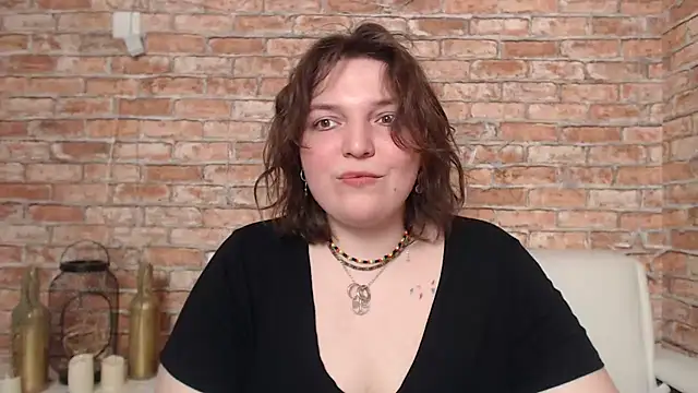 Amelia Kiss  online show from 02-18-25, 03:53