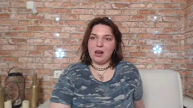 Amelia Kiss  online show from 03-20-25, 07:03