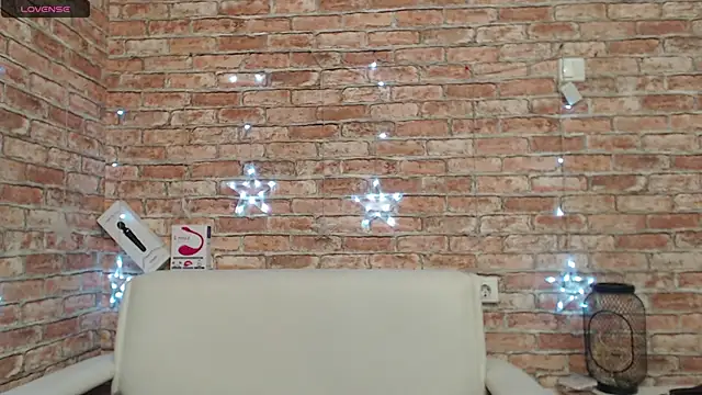 Amelia Kiss  online show from 02-10-26, 12:48