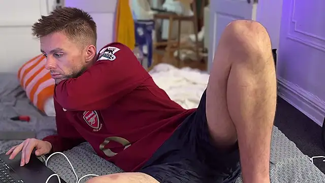 Snapshot of CupidZass chatting on 09-30-25, 04:28 CupidZass online show from 09-30-25, 04:28