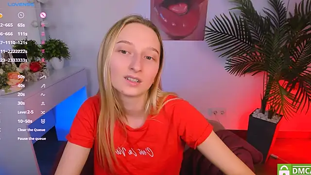 Snapshot of _Ri_na_ chatting on 02-03-25, 12:47  Ri na  online show from 02-03-25, 12:47